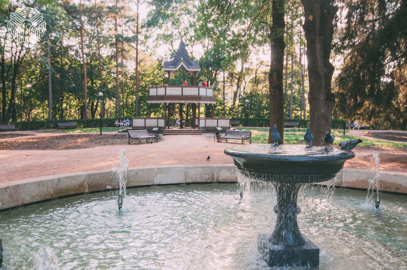 fontan na carskoy ploshchadke v kislovodskom parke
